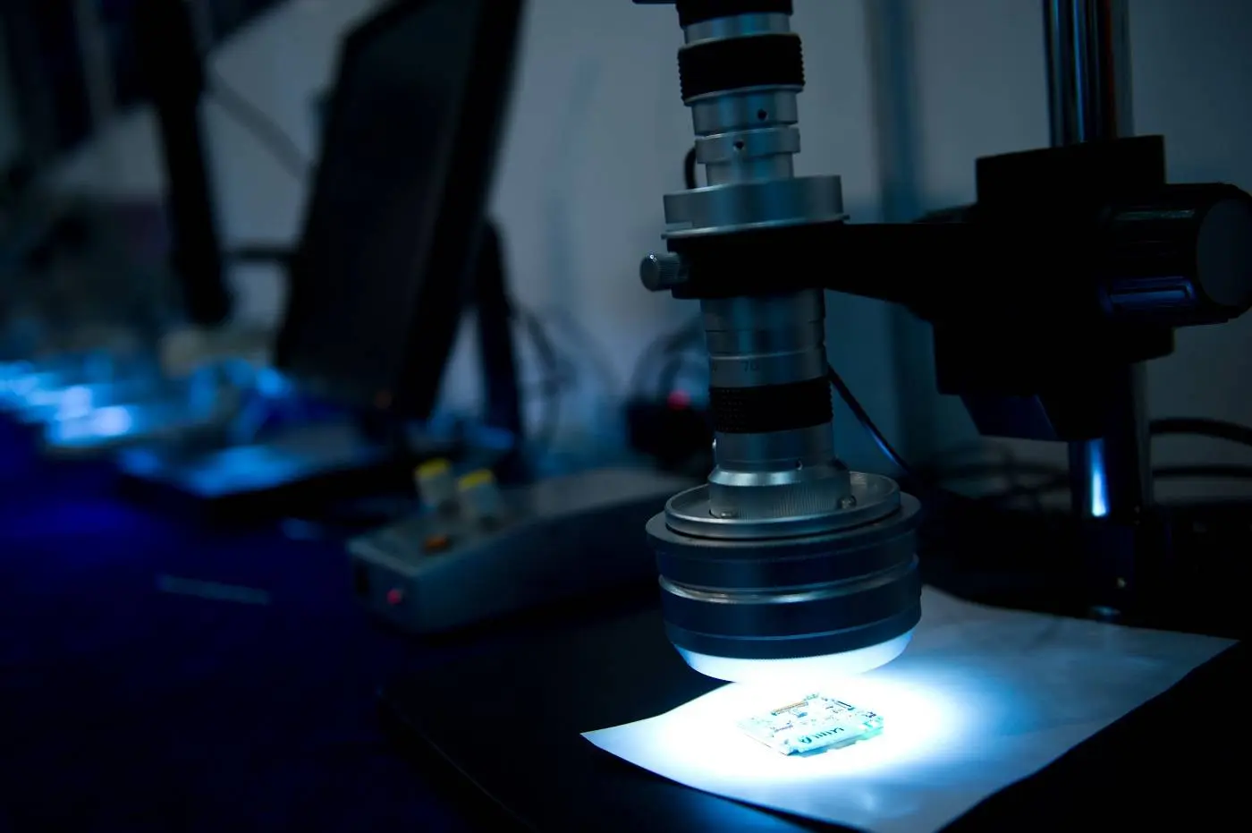 a simple field-of-view testing station with ring light illumination using VisionGauge