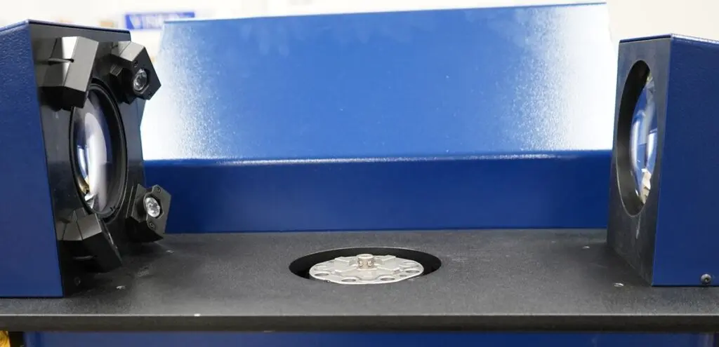 the 600 Series VisionGauge Digital Optical Comparator stage