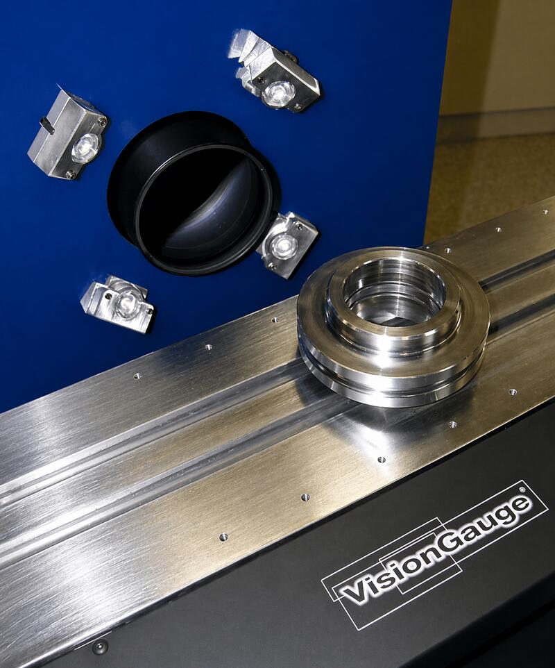 Measurment and inspection of a thread rolling die using a VisionGauge optical comparator system