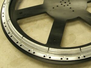Ring with cooling holes